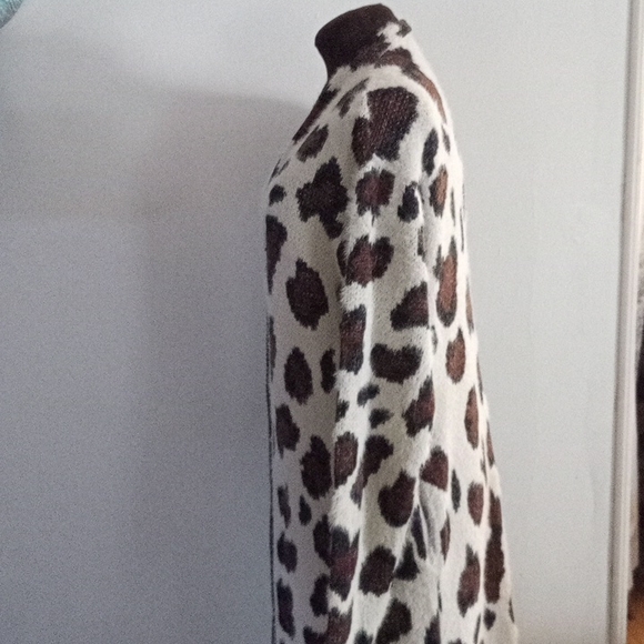 Kayla's Armoire cardigan sweater - Picture 5 of 10